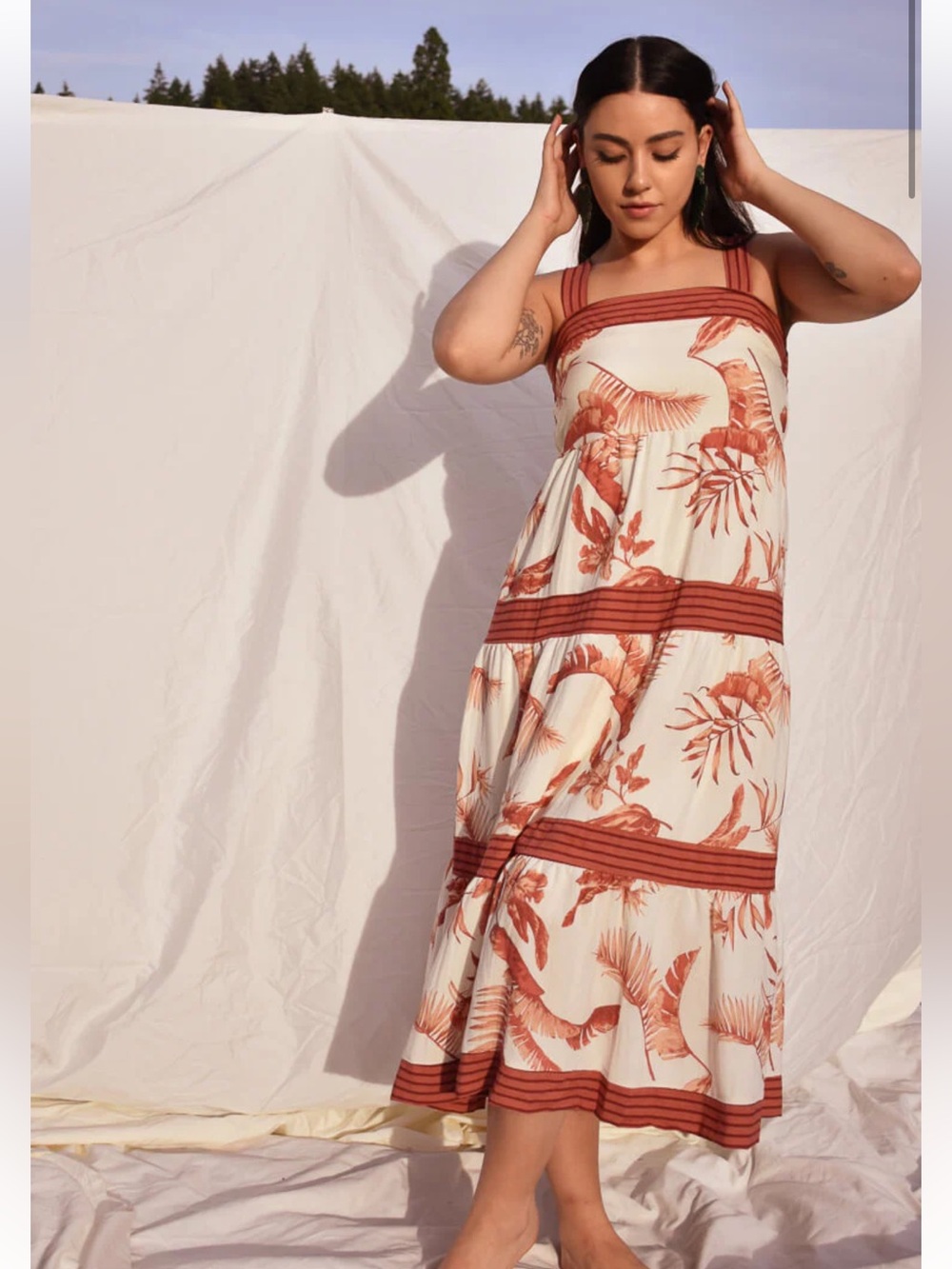 BY THE RIVER Women's Large Cream and Rust Floral Tiered Sundress